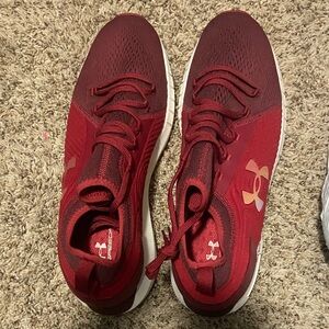 Under Armour HOVR Phantom 1